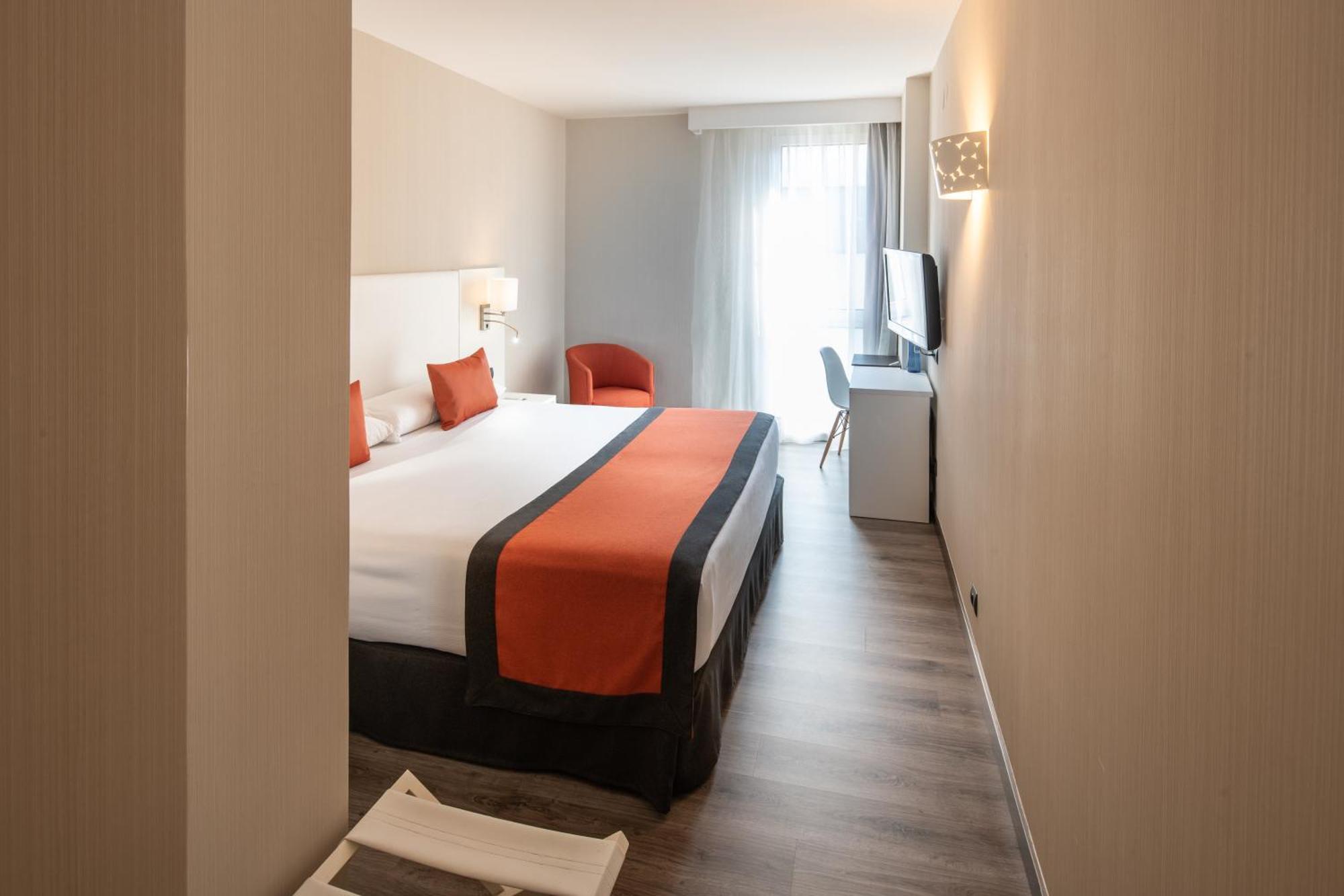 Catalonia Bristol Hotel San Andres de la Barca Ruang foto